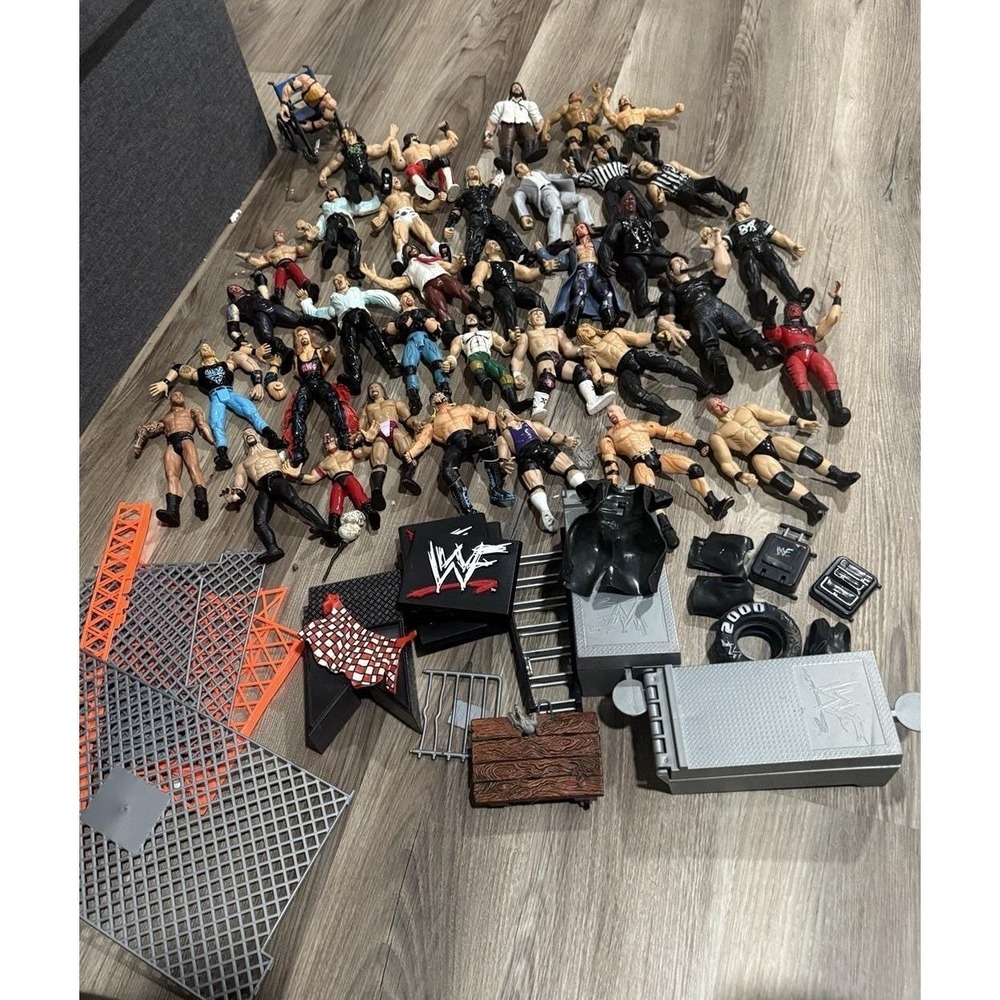 WWF WWE Action Figure Lot Jakks Pacific Attitude Era Stone Cold Rock Kane 30+ Pc